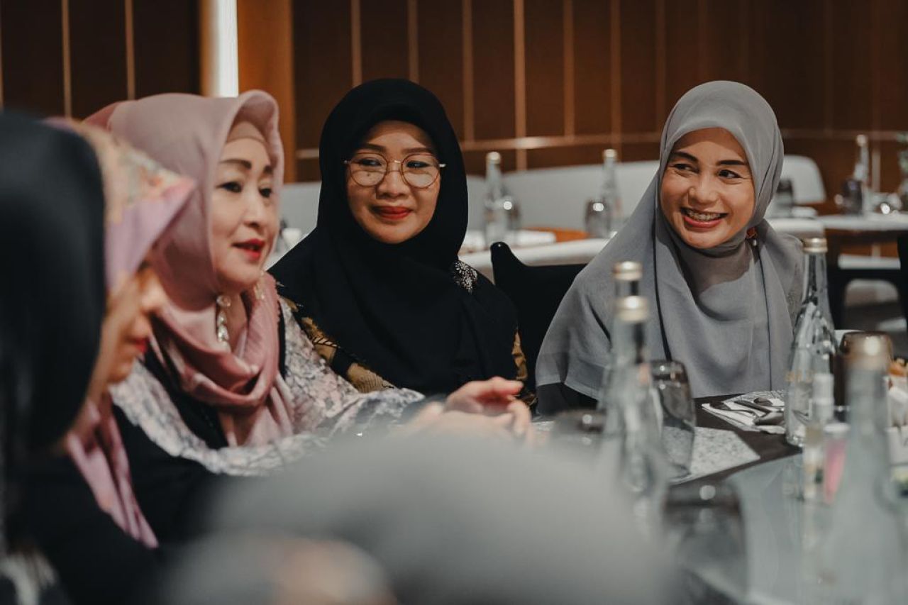 Ning Atikoh Ganjar Kumpulkan Ning dan Nyai di Surabaya