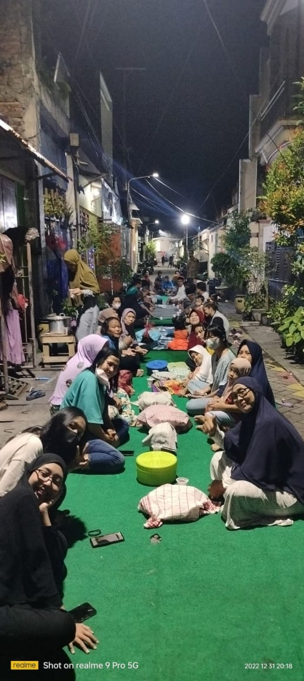 RT 3 Lebak Rejo Gelar Barikan di Malam Tahun Baru